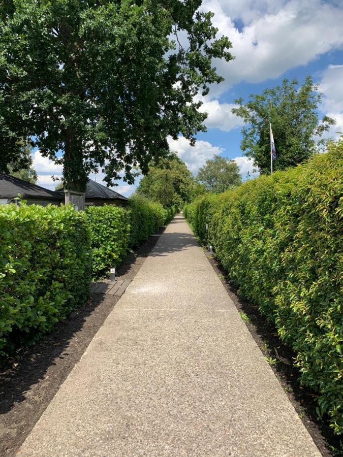 Glamping Aan De Plas Vinkeveen Exterior photo