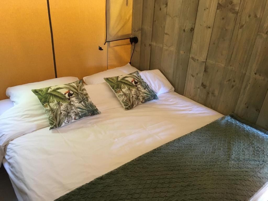 Glamping Aan De Plas Vinkeveen Exterior photo